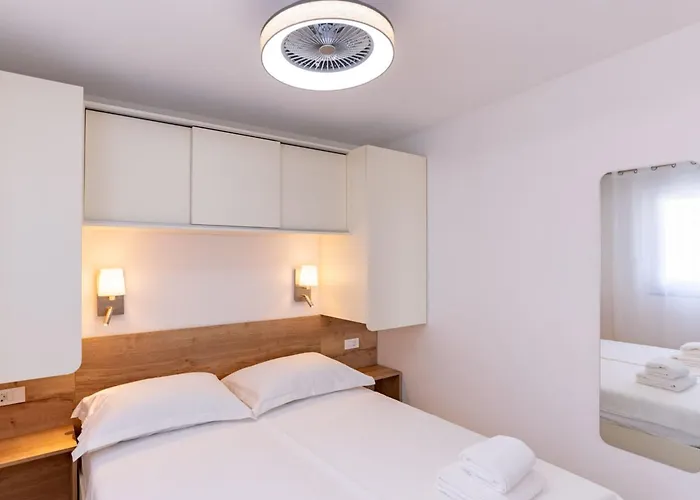 Apartament Arti Homes Rab Banjol - Two Bedroom With Terrace Arti 2 Banjol