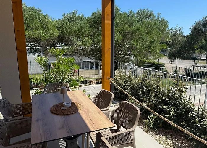 Apartament Arti Homes Rab Banjol - Two Bedroom With Terrace Arti 2 Banjol